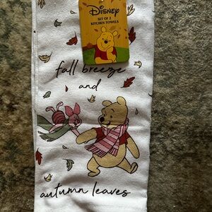 Disney Winnie The Pooh 2 Pack Kitchen Hand Towels Fall Breeze & Autumn L…